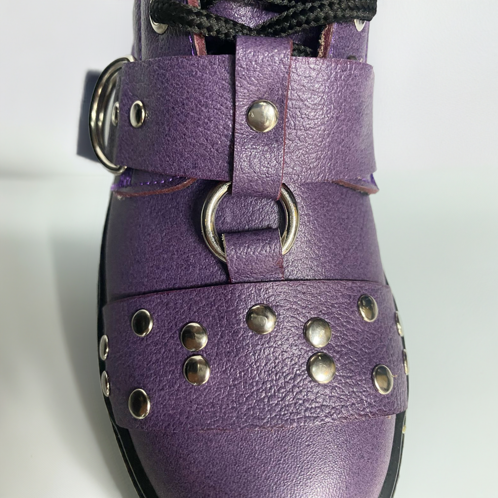 Botas en cuero moradas